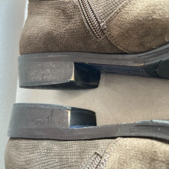 Aldo Men's Dark Brown Suede Chukka Ankle Boots with Side Zip - Picture 10 of 13